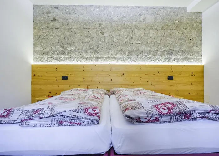 Cesa San Florian - 1 Апартаменти Канацеї